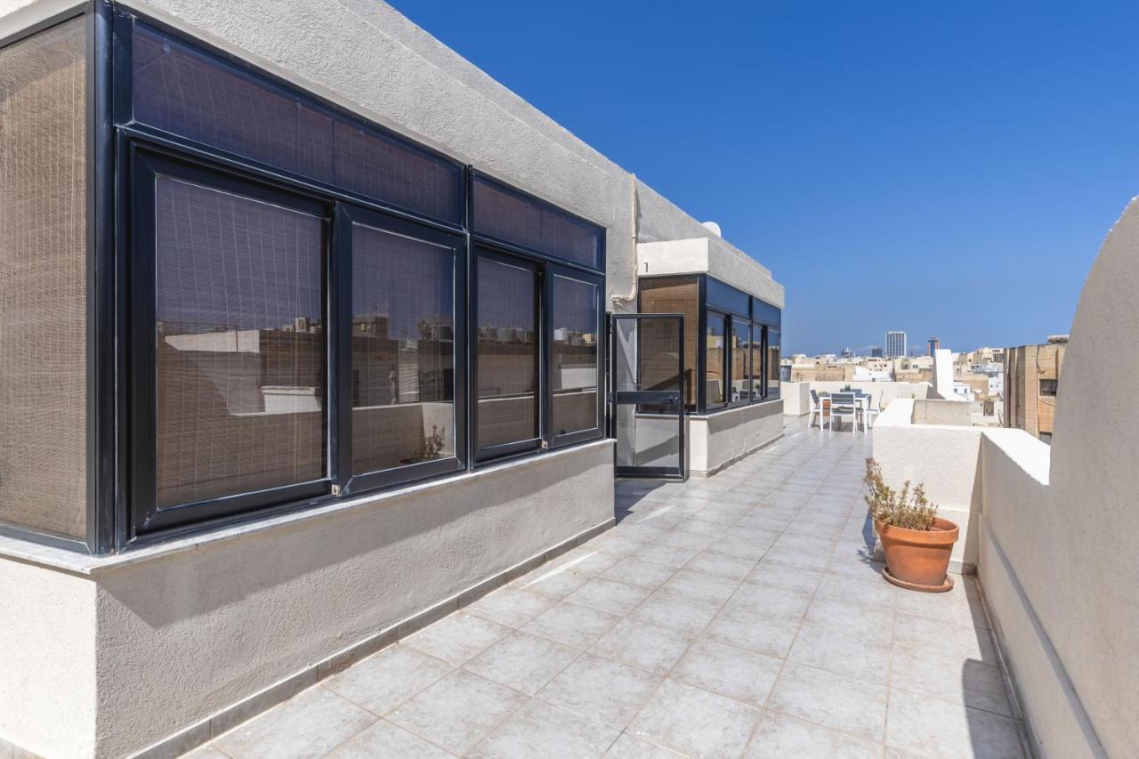 Large Terrace Penthouse Sliemaアパートメント エクステリア 写真