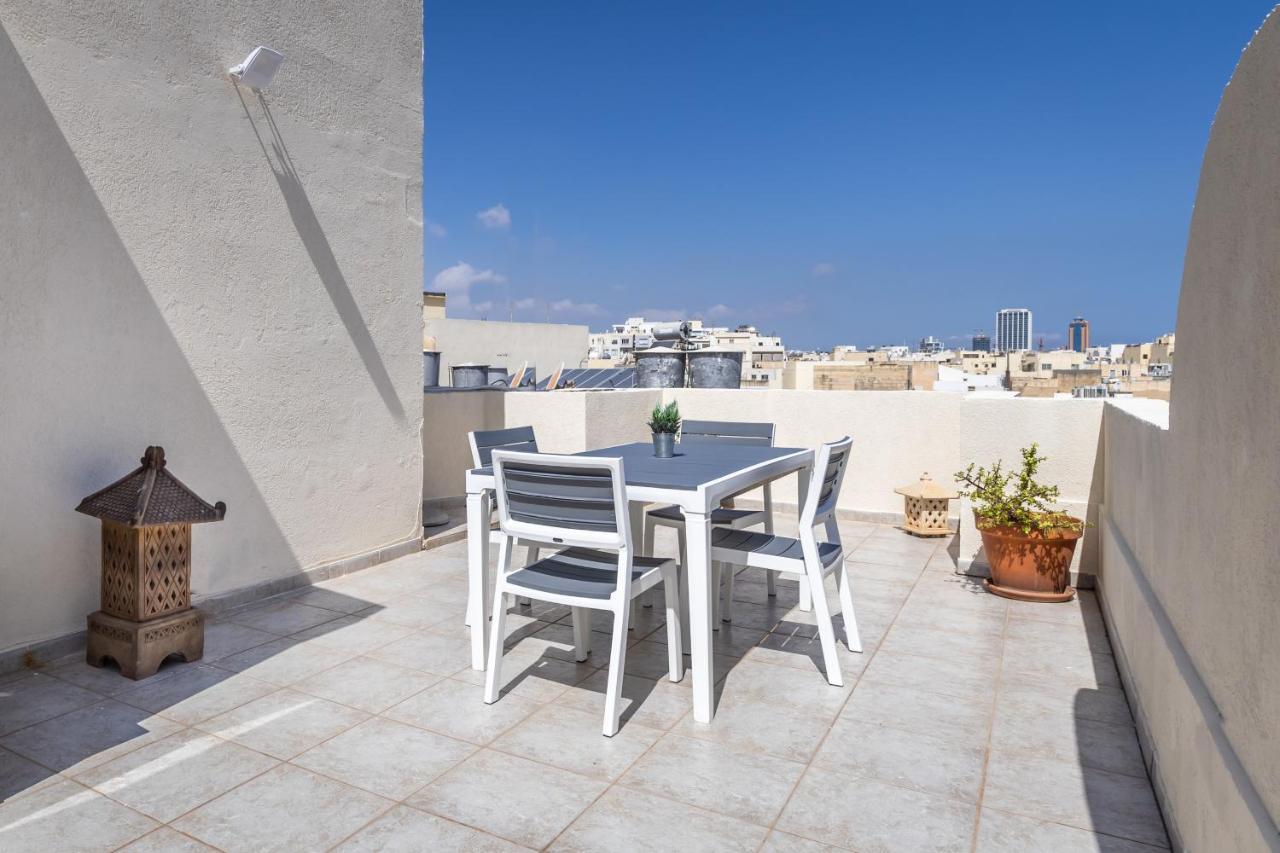 Large Terrace Penthouse Sliemaアパートメント エクステリア 写真
