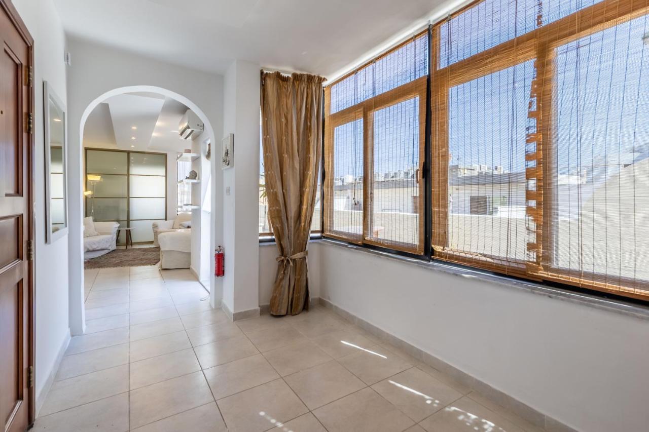 Large Terrace Penthouse Sliemaアパートメント エクステリア 写真